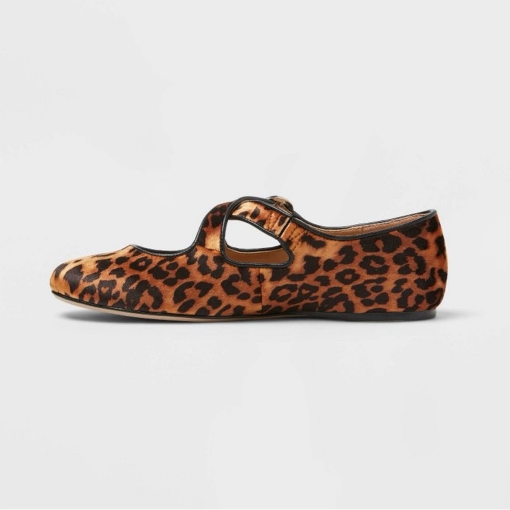 Leopard Print Ballet Flat - Tamsin - Picture 2 of 3